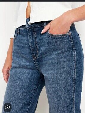 Old Navy super skinny midrise jeans they’re blue. Size 10 four pockets s…
